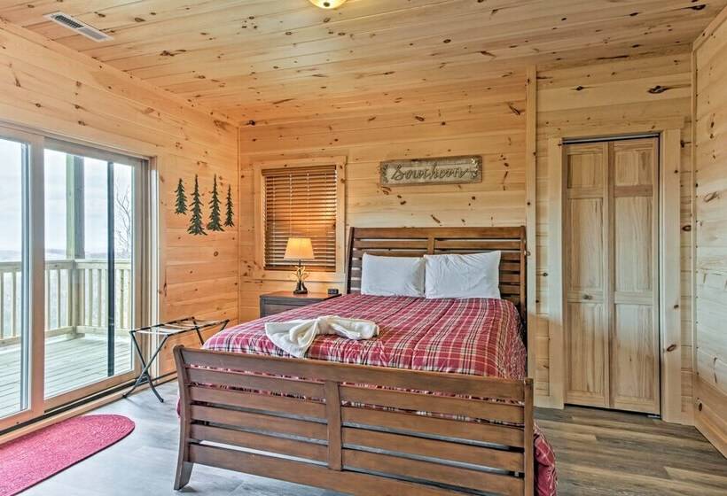 Private Hot Tub: Gatlinburg Cabin In The Clouds