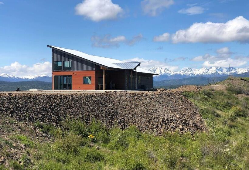 Modern Mountaintop Durango Ridge Retreat   Hot Tub