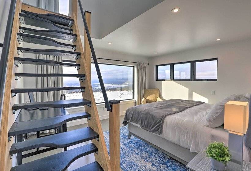 Modern Mountaintop Durango Ridge Retreat   Hot Tub