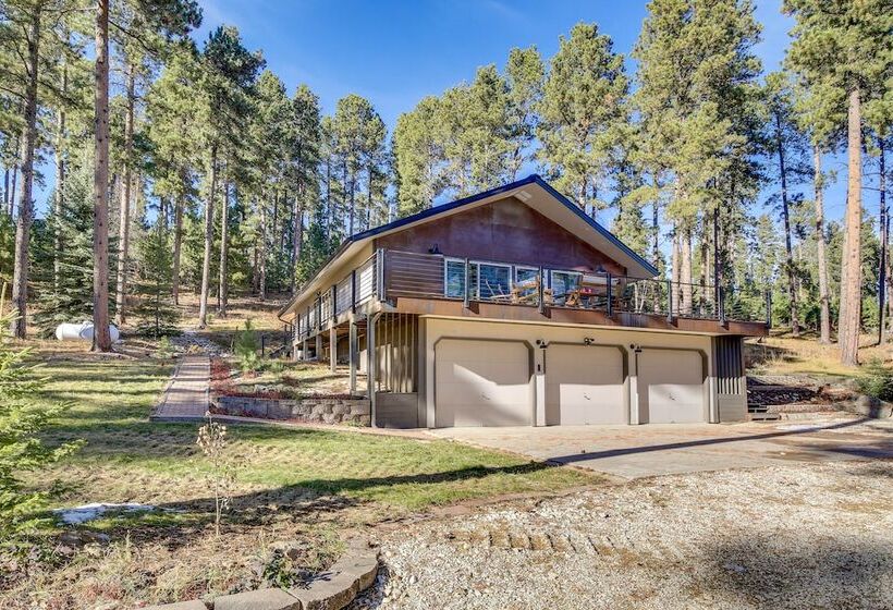 Modern Lead Cabin W/ Private Hot Tub & Fireplace!