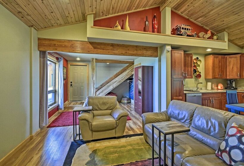 Picturesque Port Angeles Cabin W/ Fire Pit!