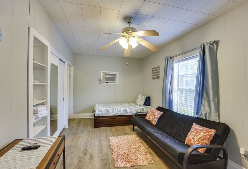 Vintage Corpus Christi Home   2 Blocks From Beach!