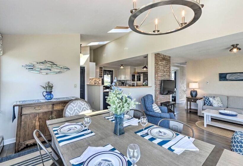 Westbrook Home W/ Ocean Views   Walk To Beach