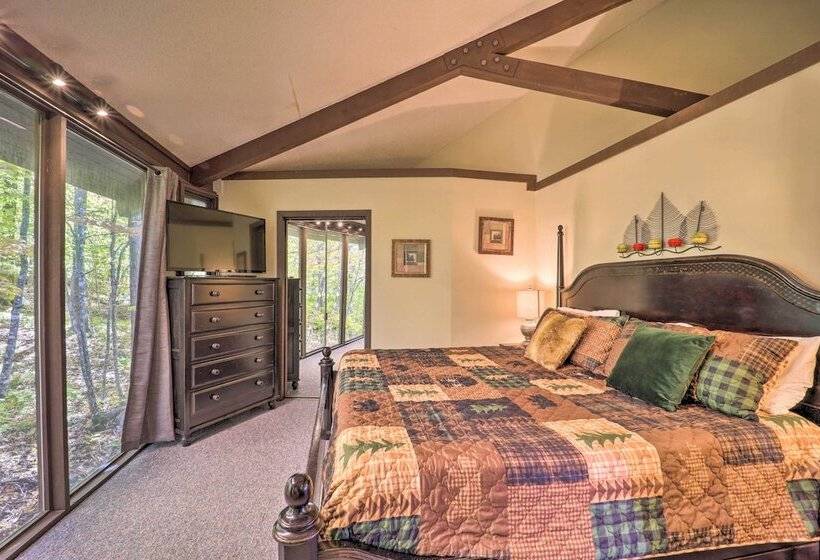 Skiway Chalet  Home W/ Hot Tub In Beech Mountain!