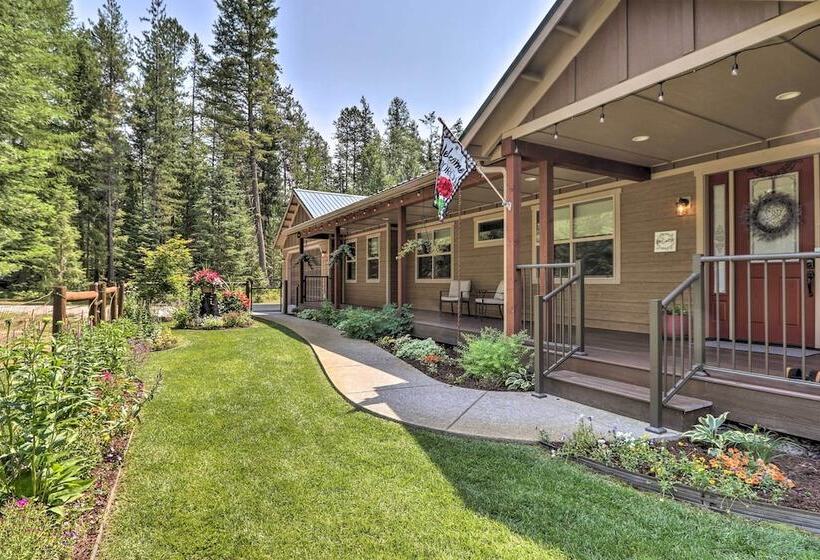 Bigfork Modern Living   Pet & Family Friendly!