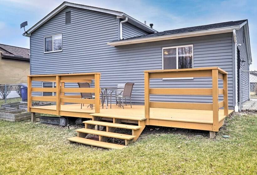 Charming Columbus Home ~ 7 Mi To Ohio State!