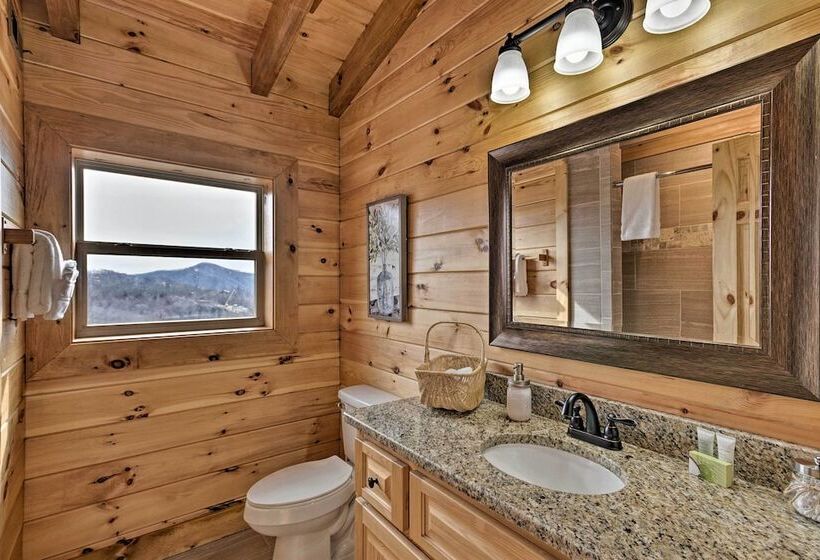 Elevated Cabin Bordering Smoky Mountain Nat L Park