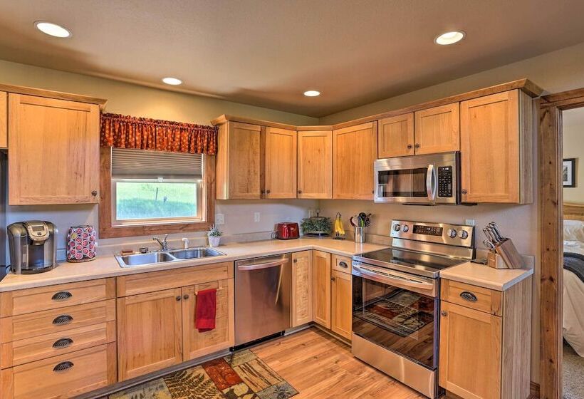 Idyllic Hill City Home   Hike, Bike & Atv!