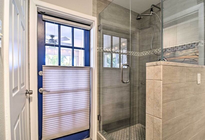 Indian Rocks Beach Home   2 Blocks To Beach!