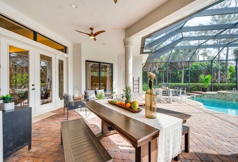 Luxury House With Private Acreage   Near Golfing!