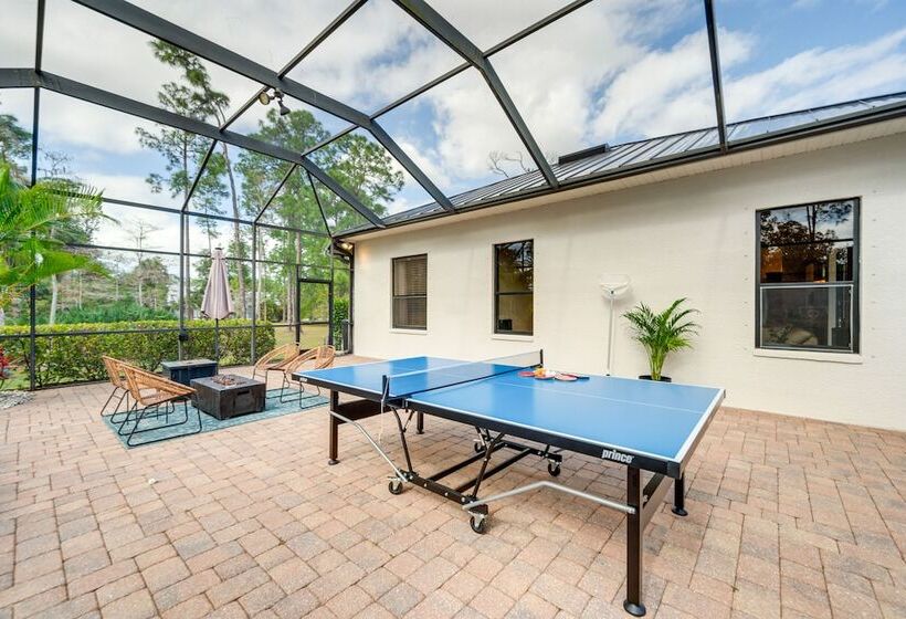 Luxury House With Private Acreage   Near Golfing!