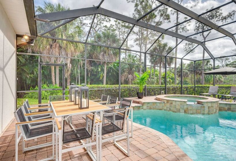 Luxury House With Private Acreage   Near Golfing!