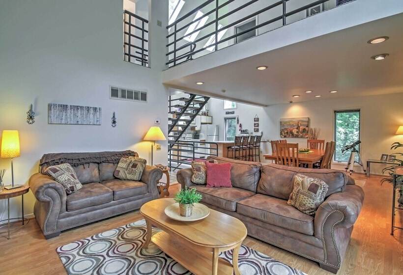 Nice Galena Home W/ Huge Patio, Hot Tub & Fire Pit