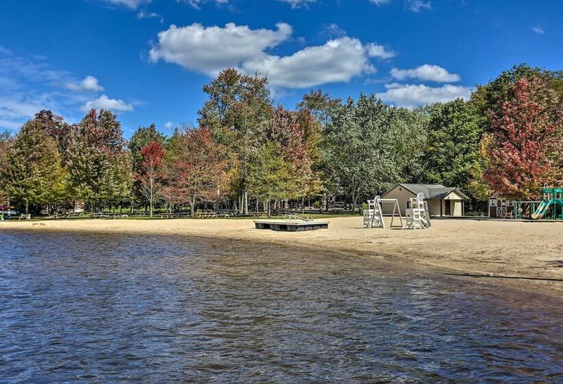 Pocono Log Cabin: Fireplace, Fire Pits & Amenities