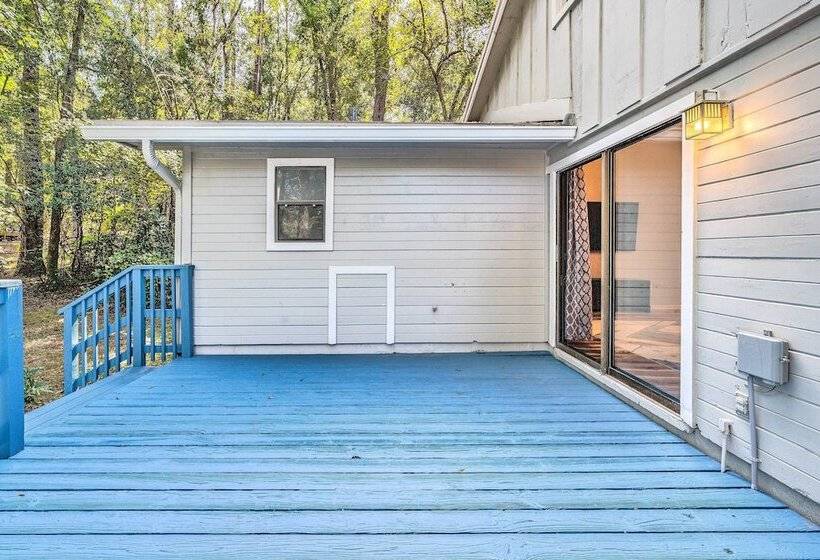 Remodeled Family Home W/ Patio   Walk To Uf!