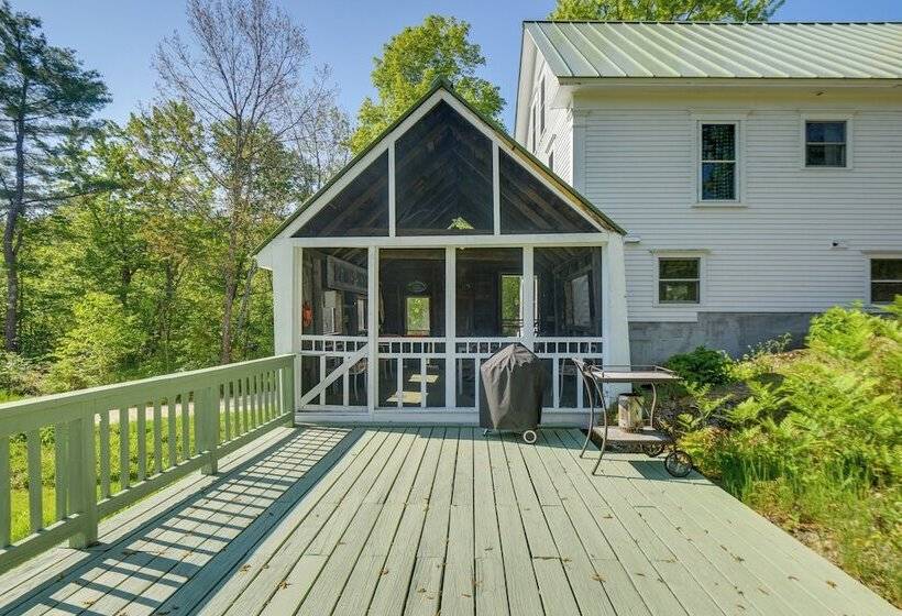 Spacious Home On Bear Camp River In Tamworth!