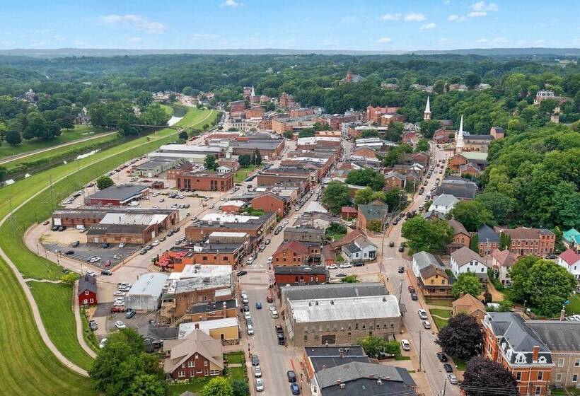The Fiveten Federal    Downtown Galena Gem!