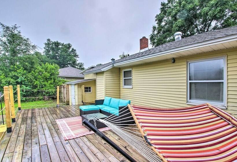 Convenient Pensacola Home W/ Deck & Fire Pit!