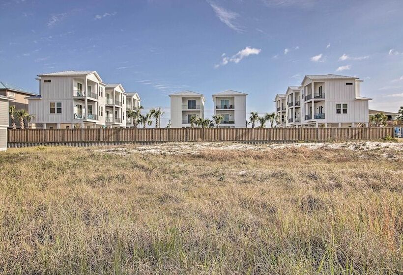 Gulf Shores Home W/ Shared Pool, 2 Blocks To Beach