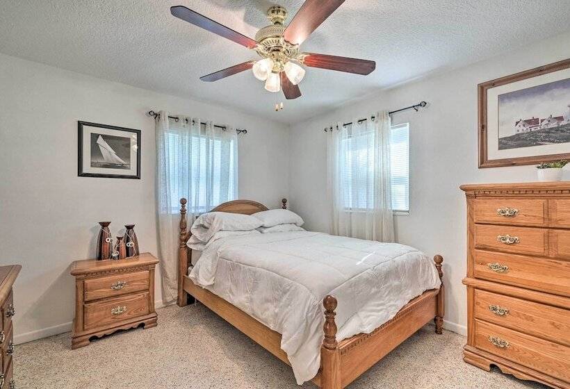 Inverness House W/ Boat Launch + Home Gym!