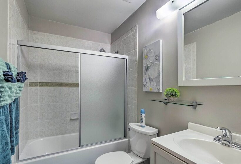 Modern Port St Lucie Home W/ Private Outdoor Oasis