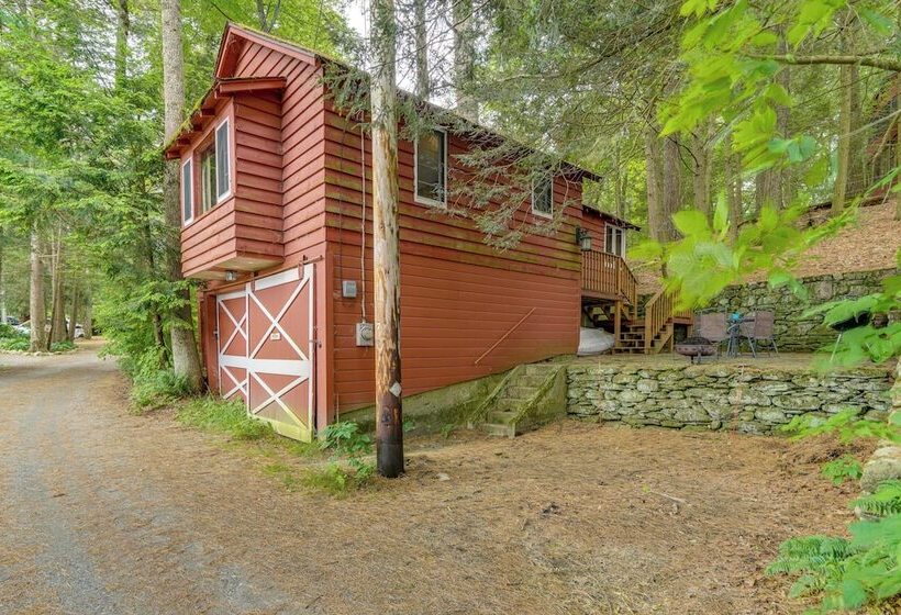 Rustic Berkshires Cottage At Lake Buel W/ Kayaks!