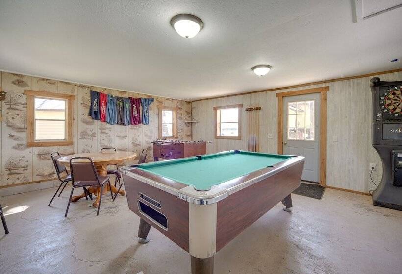 Rustic Cabin W/ Fire Pit, Steps To Sand Lake!