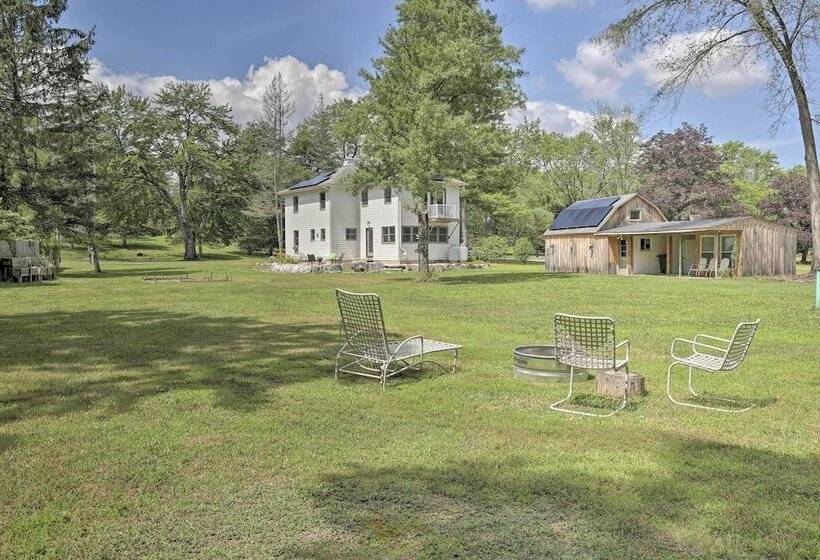 Spacious & Modern Ashley Falls Home On 1 Acre
