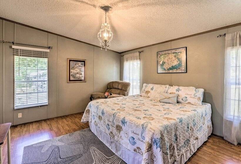 Steinhatchee Home W/ Boat Parking: 1 Mi To Marina