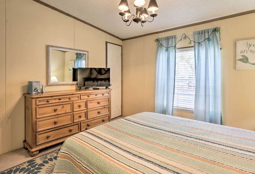 Steinhatchee Home W/ Boat Parking: 1 Mi To Marina