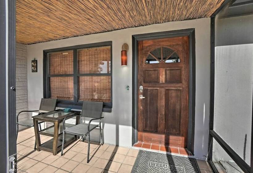 Sunny Haven W/ Private Tiki Bar   6 Mi To Beach!