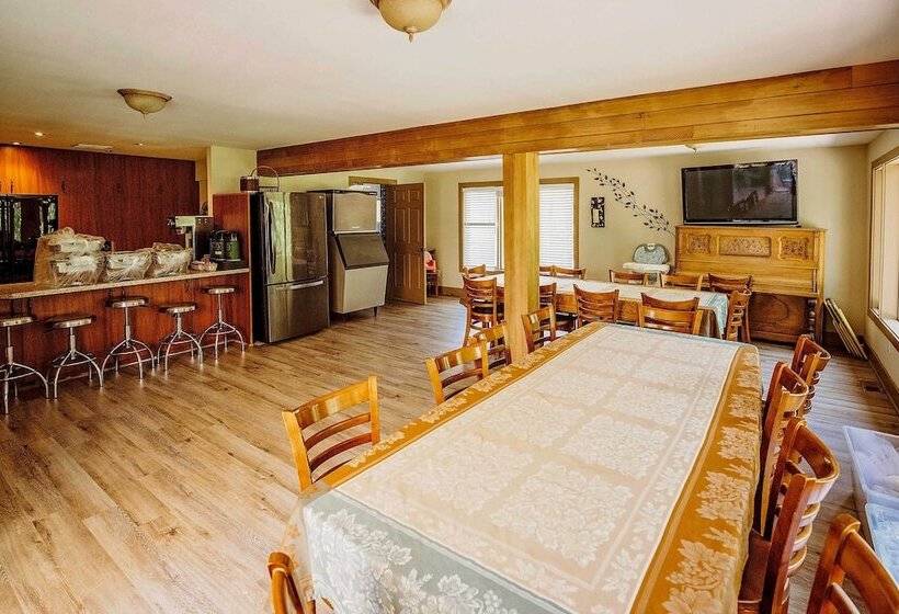 Big House Lodge    Cle Elum Retreat On 8 Acres!