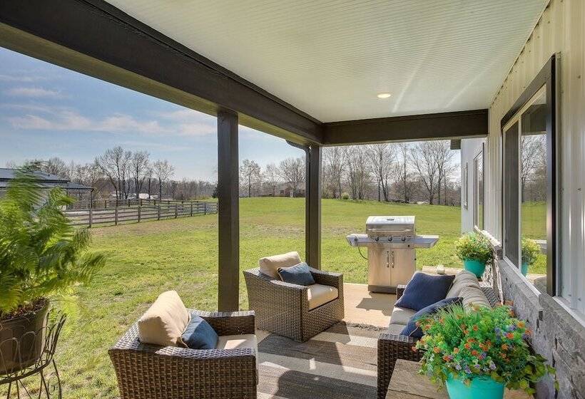 Byrdstown Home Near Dale Hollow Lake!