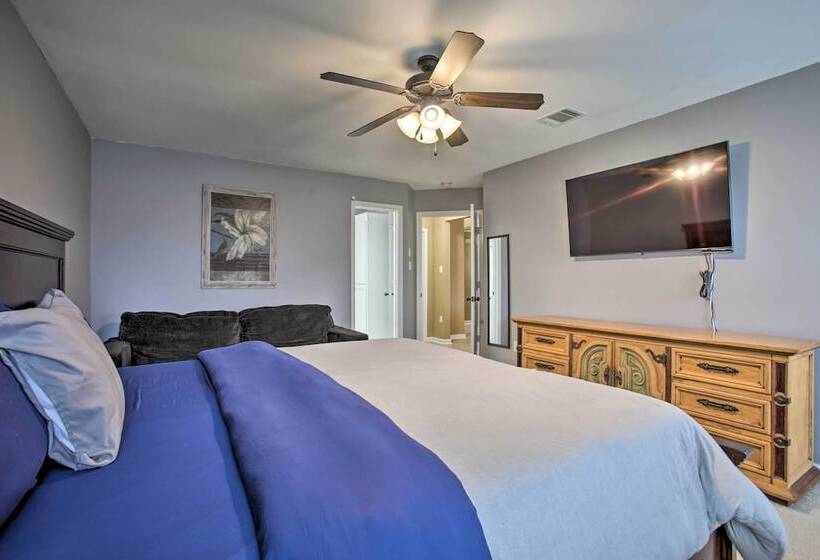 Charming Louisiana Home   21 Mi To Lsu!