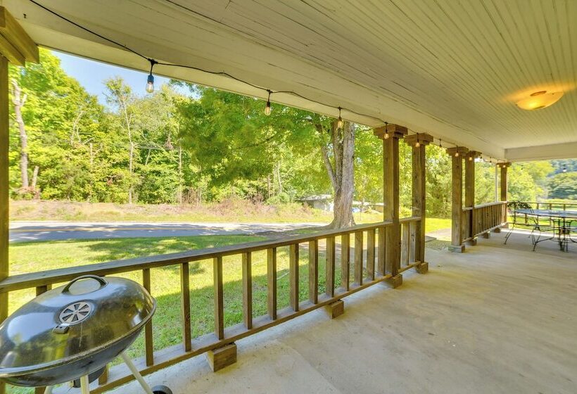 Classic Stewart Home ~ 2 Mi To Boat Launch!
