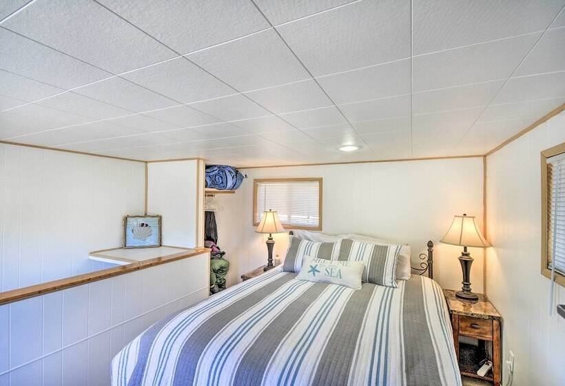 Coastal Pnw Gem W/ Hot Tub   Walk To Beach!