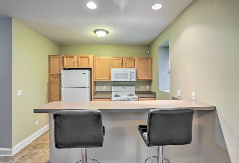 ~ 2 Mi To Downtown   Cozy Cleveland Unit