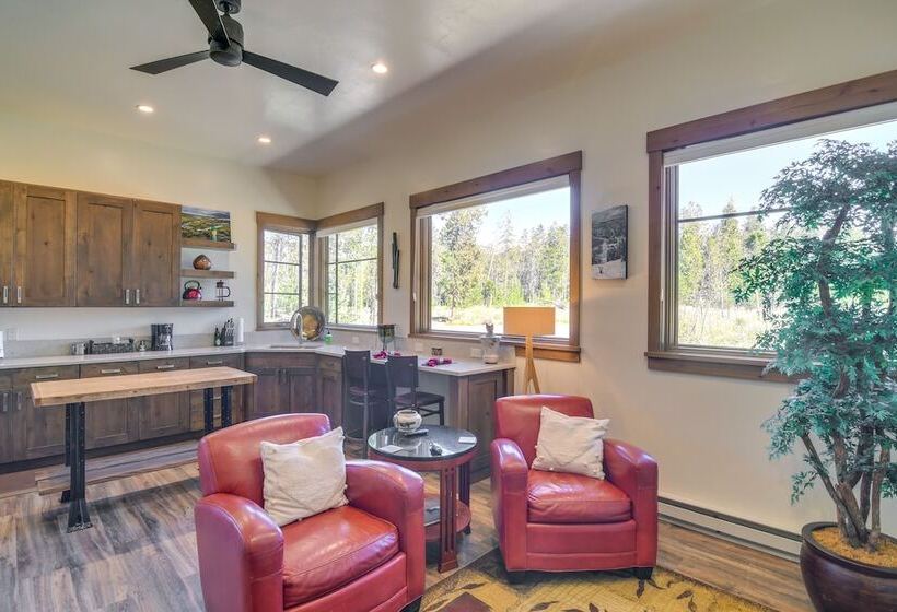 Cozy Fraser Cabin W/ Views & Moose Sightings!