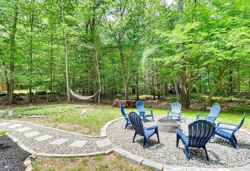 Near Skiing & Hiking: Gouldsboro Home W/ Yard