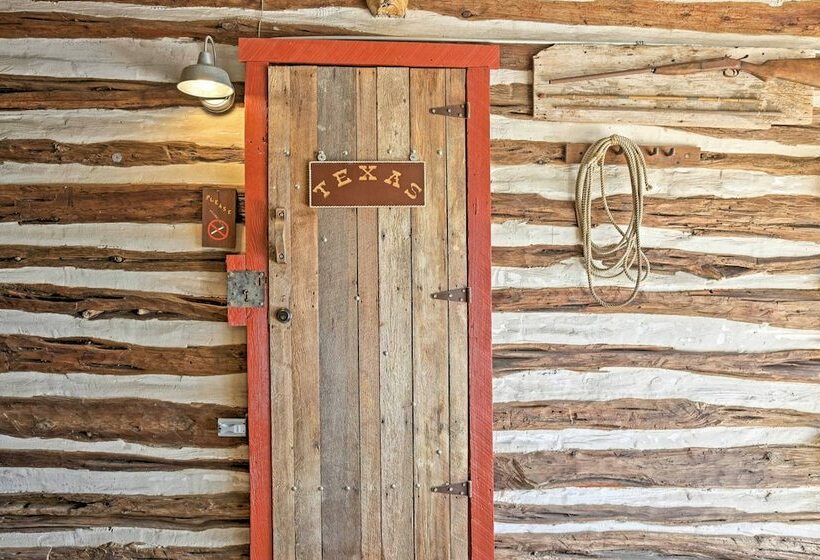 Custom  Texas Cabin  Studio   5 Min To Gruene Hall