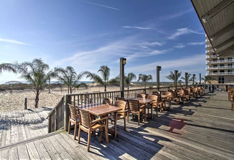 Ocean Pines House W/ Fire Pit & Community Pool