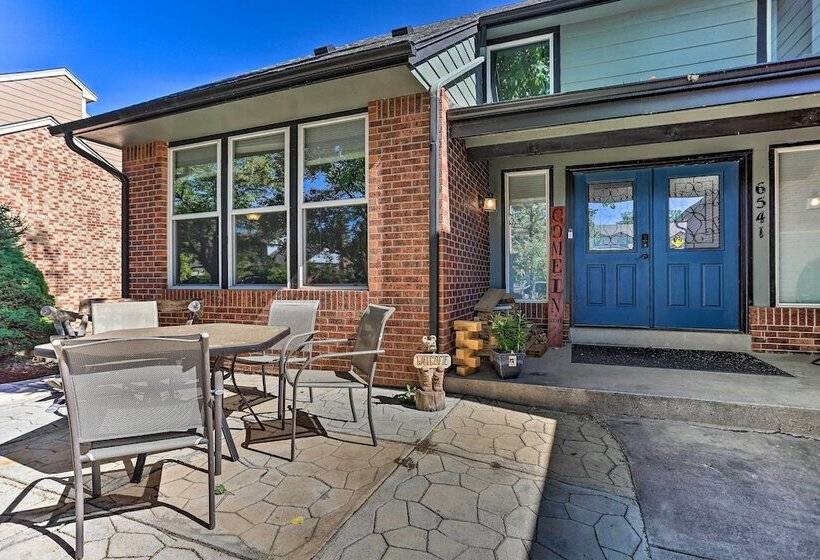 12 Mi To Dtwn Denver: Littleton Family Home!