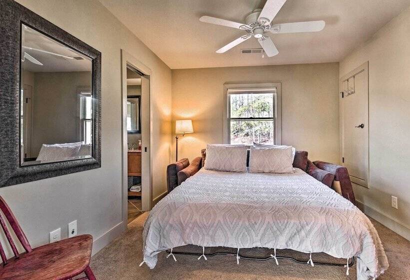 Luxe Rumbling Bald Home W/ Deck & Mountain View