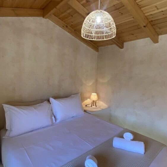 Mani Luxury Suites