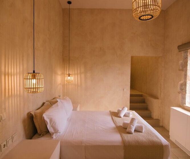 Mani Luxury Suites