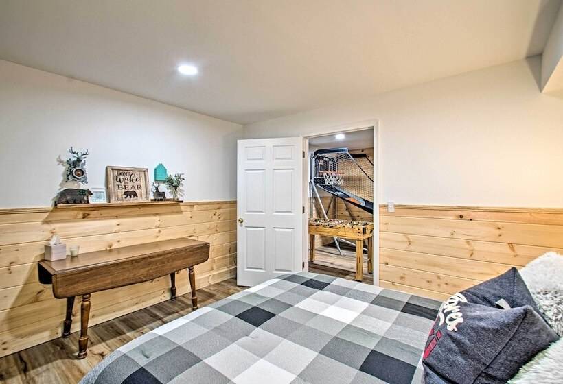 Massanutten Resort Log Cabin W/ Mountain Views!