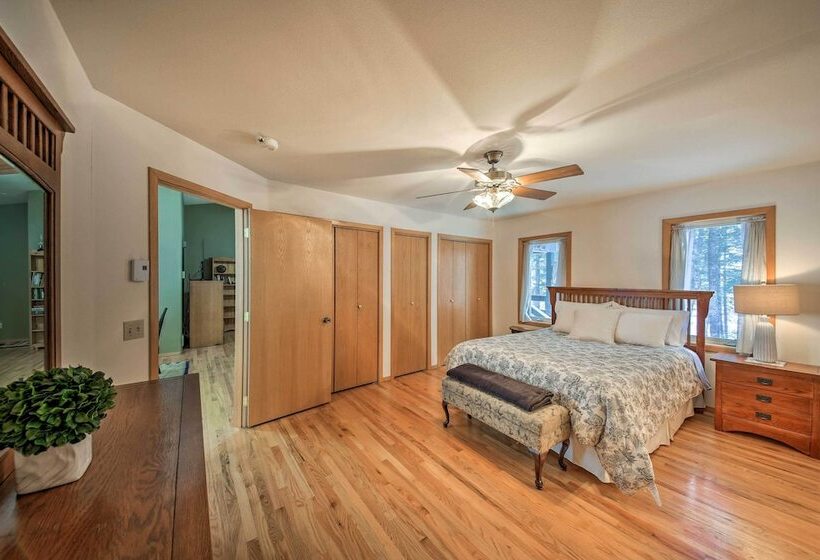 Montana Home On 5 Acres: Near Lake Koocanusa!