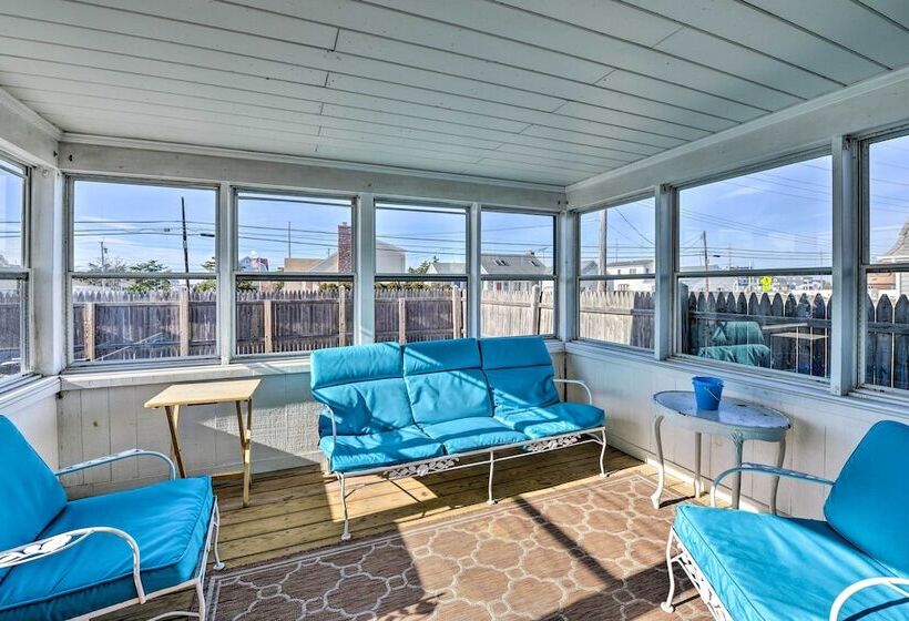 Oceanside Beach House In Pvt Beach Community!