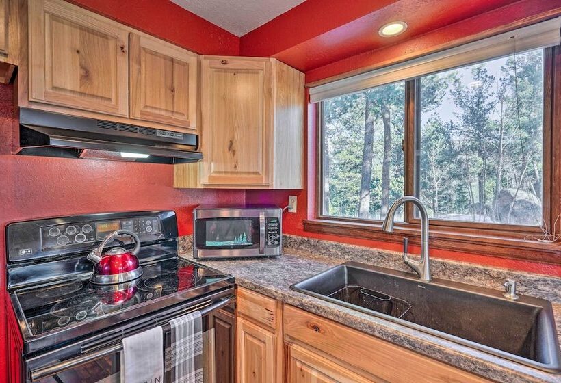 Divide Cabin In The Heart Of Colorful Colorado!
