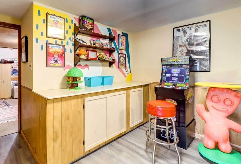 Pet Friendly Home W/ Deck At Big Bass Lake!